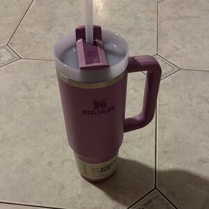 Stanley Lavender Quencher Tumbler with Handle